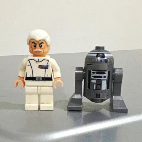 LEGO Star Wars Exclusive Admiral Yularen + R2-Q2 Minifigure Lot (2pc)