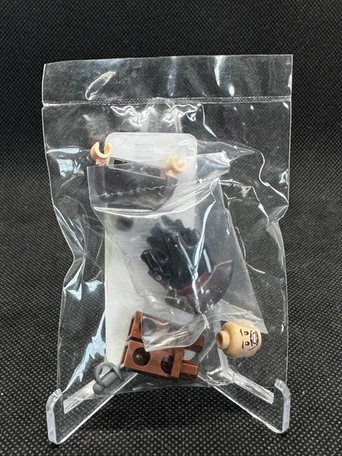 NEW LEGO CAPTAIN JACK SPARROW Minifigure from Pirates of the Caribbean 4195 NEW