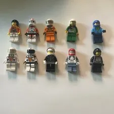Lot of 10 Lego Minifigures