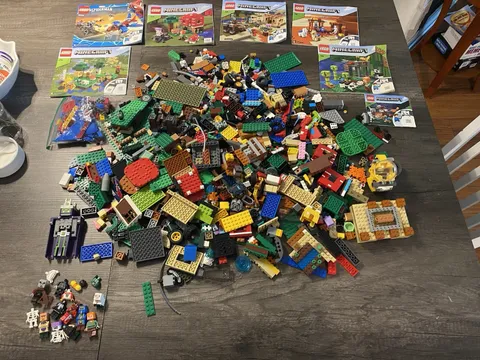 Lego Lot Mixed Sets 8 Lbs 21165 76150 21179 21167 21158 Minecraft Spider-Man Etc