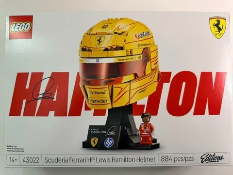 LEGO Editions Scuderia Ferrari HP Lewis Hamilton Helmet 43022 Building Set #670