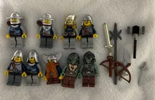 LEGO Castle Dwarf Troll Crown Knight Set
