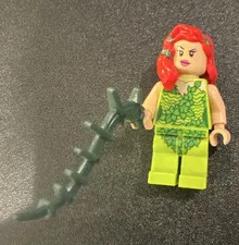 LEGO Minifigure Poison Ivy with Plant/Vine Accessory