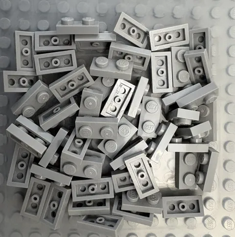 LEGO 50-piece Light Bluish Gray Plate 1 x 2 plates FREE SHIPPING