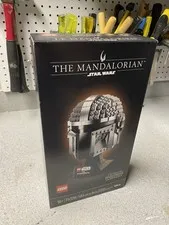 LEGO Star Wars: The Mandalorian Helmet (75328) New Sealed