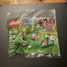 LEGO Friends Stephanie's Hockey Practice 30405 39pc 6-10 Polybag Separator