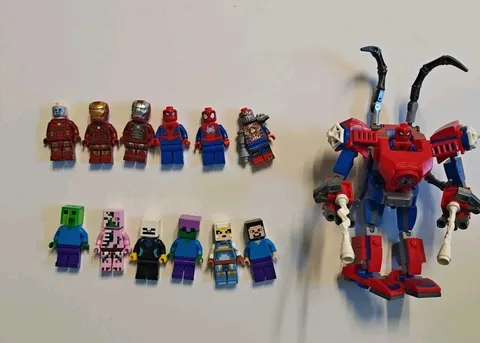 Marvel & Mincraft Lego Lot Bundle of 13 Pcs