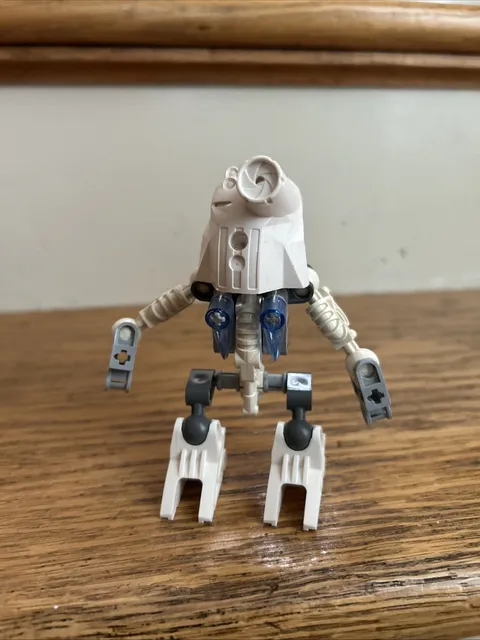Vintage Bionicle Matoran of Voya Nui: Kazi (8722), complete set