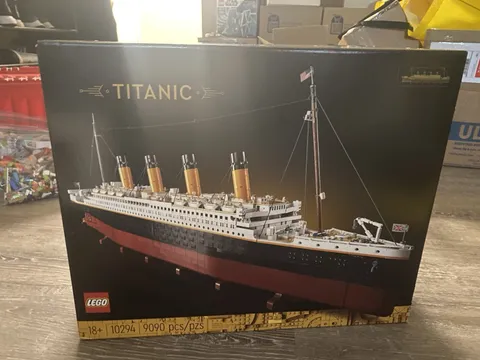 LEGO Icons Titanic 10294 New Exclusive Sealed Brand New Box 9090 pcs Fast Ship