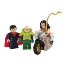 Genuine LEGO DC Superman Lex Luthor Wonder Woman Minifig Lot Motorcycle Lasso