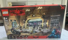 LEGO 76183 Batcave: The Riddler Face-off, NISB!