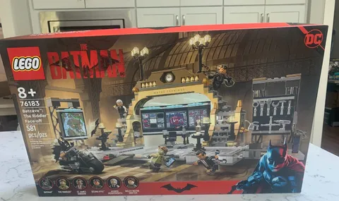 LEGO 76183 Batcave: The Riddler Face-off, NISB!