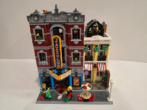 Lego Icons 10312 Jazz Club - Preowned, 100% Complete + Instructions
