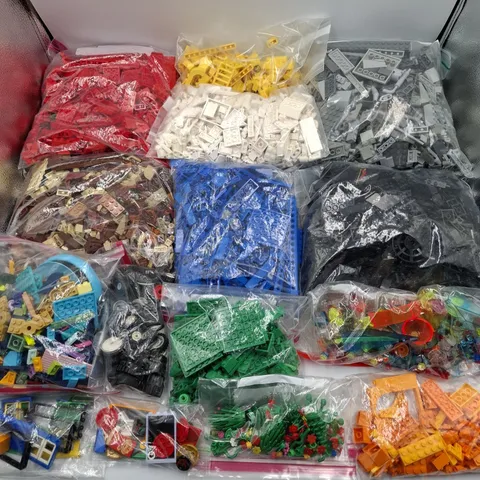 Lego Lot 11 Pounds lbs Random Mixed Pieces Bulk Clean NO MINIFIGURE 