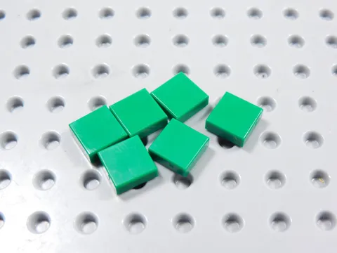 LEGO Lot of 6 Green 1x1 Smooth Tiles Plates BM
