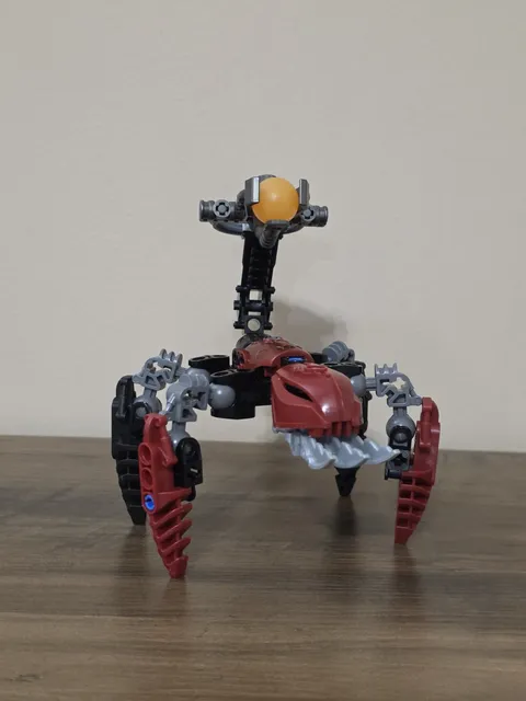 LEGO BIONICLE: Hydruka - Thulox (8931) Complete W/ Zamor And 1 Substitution
