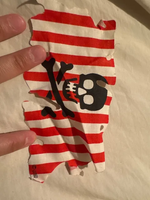 LEGO Part - sailbb25 Cloth Sail Top with Red Stripes, Skull and Crossbones Patte
