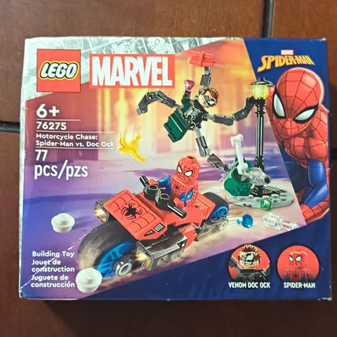 LEGO Marvel Spider-Man Motorcycle Chase vs Doc Ock 76275 77 pcs 6+
