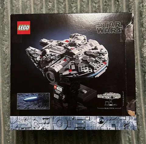 LEGO Star Wars Millennium Falcon 25th Anniversary Buildable Model #75375