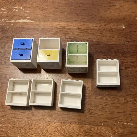 Lego vintage Homemaker Kitchen Series Cupboards & Shelves parts 837