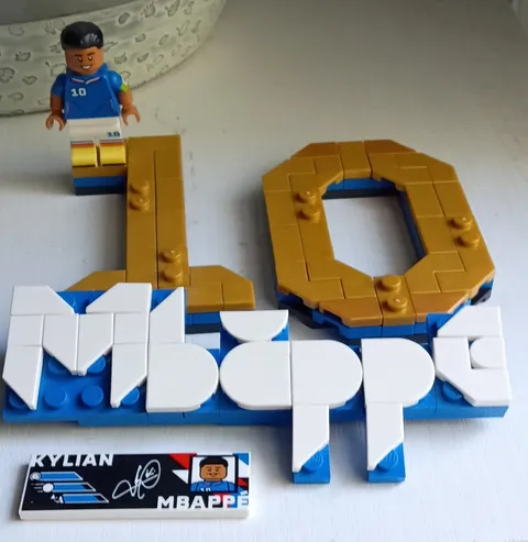 LEGO Kylian Mbappé Printed Minifigure #10 w/ Brick-Built Display Build