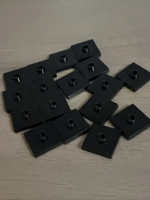 LEGO 87580 Black Plate Modified 2x2 Groove Center Stud Jumper 17 Pieces