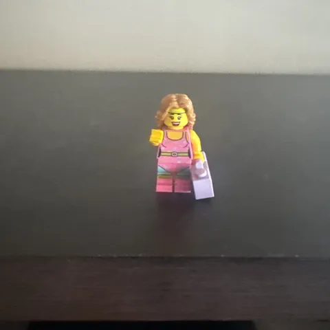 Lego FITNESS INSTRUCTOR Minifigure Collectible Series 5 Radio 