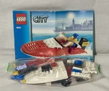 LEGO CITY: Speedboat (4641)- Includes Manual & Minifigure