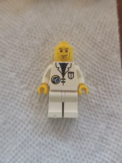 Lego NASA Space Scientist Mini Figure