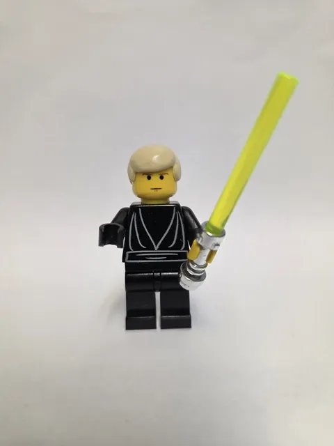 Star Wars LEGO Minifigure Luke Skywalker- Sw0068 w/ Black Hand, Plus Light Saber