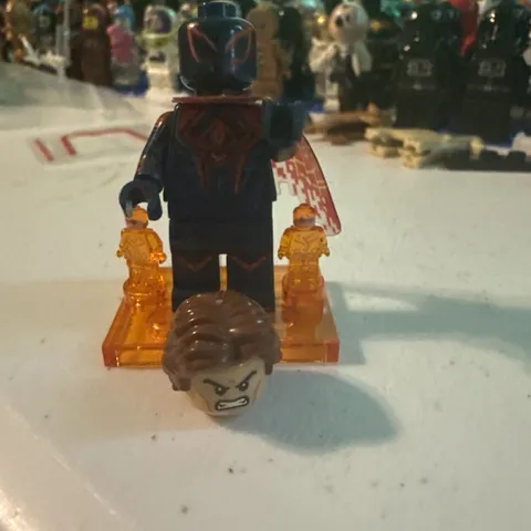 LEGO Spiderman 2099 Minifigure 71050 Spiderverse Marvel CMF 