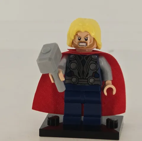 Lego Marvel Comics Minifigure Thor - Beard + Hammer sh018 From 2012 Avengers