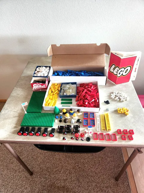 Vintage legos
