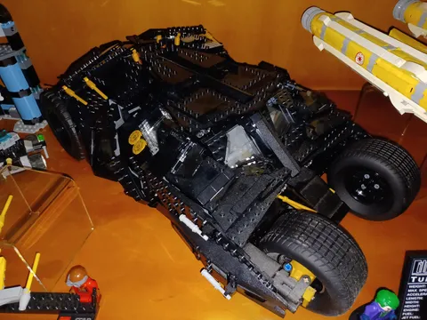 LEGO DC Comics Super Heroes: The Tumbler (76023)