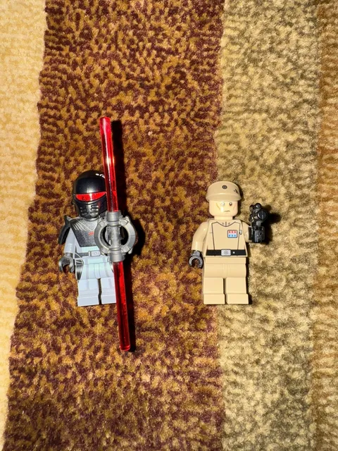 LEGO Star Wars Rebels: TIE Prototype (75082) Inquisitor and Officer Minifigures