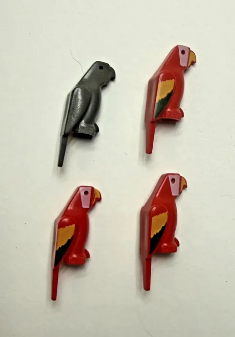 Lego Minifigure Animals - 4 Parrots - Red & Gray