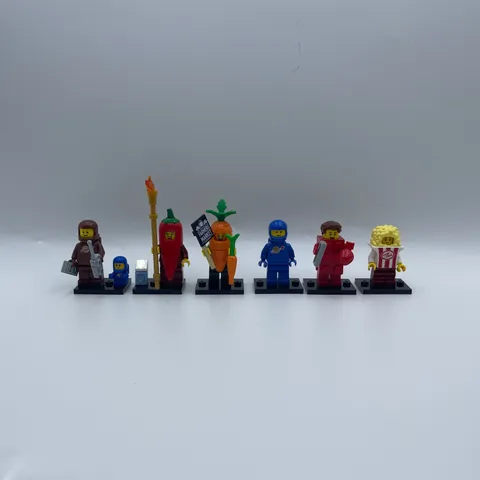 Lot of 6 LEGO Collectible Minifigures Complete CMF Space Chili Carrot Popcorn As