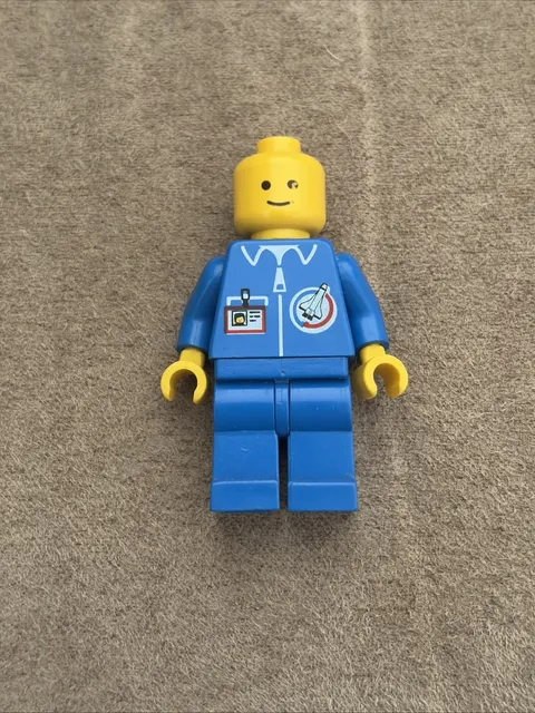 Lego Town Launch Command Space Crew Minifigure Different Head Piece