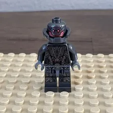 LEGO Marvel Superheroes Ultron Prime Minifigure ( 76031 )