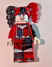 LEGO Harley Quinn Minifigure sh0838 Red Black Pigtails DC Batman Complete