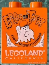 Lego Duplo 2007 Legoland California Halloween Brick or Treat Brick