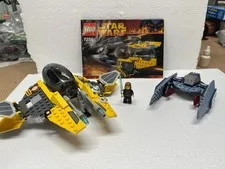 LEGO Very Rare 2005 Star Wars: 7256 Jedi Starfighter and Vulture Droid
