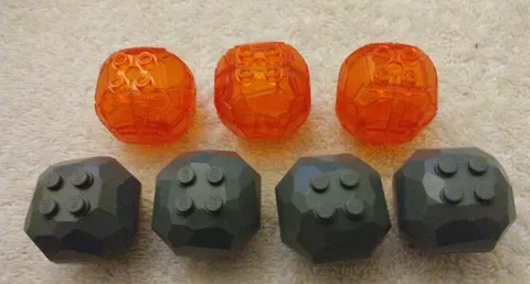 Lego Lot Of 7 (4) Dark Bluish Gray And (3) Transparent 4 x 4 Octagonal Boulders 