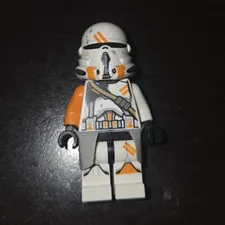 LEGO Star Wars Clone Trooper Minifigure White/Orange Armor w/ Helmet