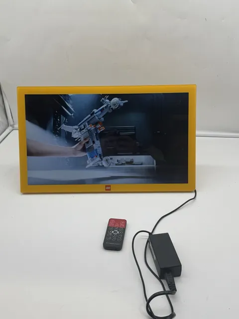 Super Rare Lego TV Screen, Store Display Lego Star Wars Movie