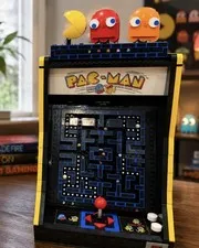 LEGO Icons: PAC-MAN Arcade (10323) with Instructions -no Box Mini Figures