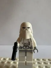 LEGO Star Wars Snowtrooper Minifigure White Armor with Black Blaster