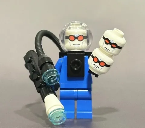 Lego Mr.Freeze Minifigure – LEGO Batman Video Game 2006 Game Style UV Printed