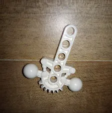 1 Bionicle  White Lower Torso 47306 Genuine Lego part hips 7 tooth half gear IRL