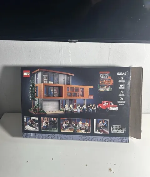 New Open Box Lego 21354 2001pc Twilight:  The Cullen House Set Complete
